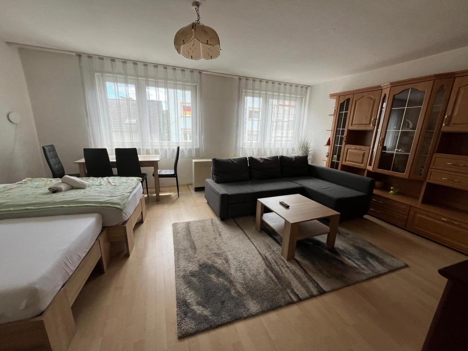 Schoene Ferienwohnung In Sarrebruck Exterior foto